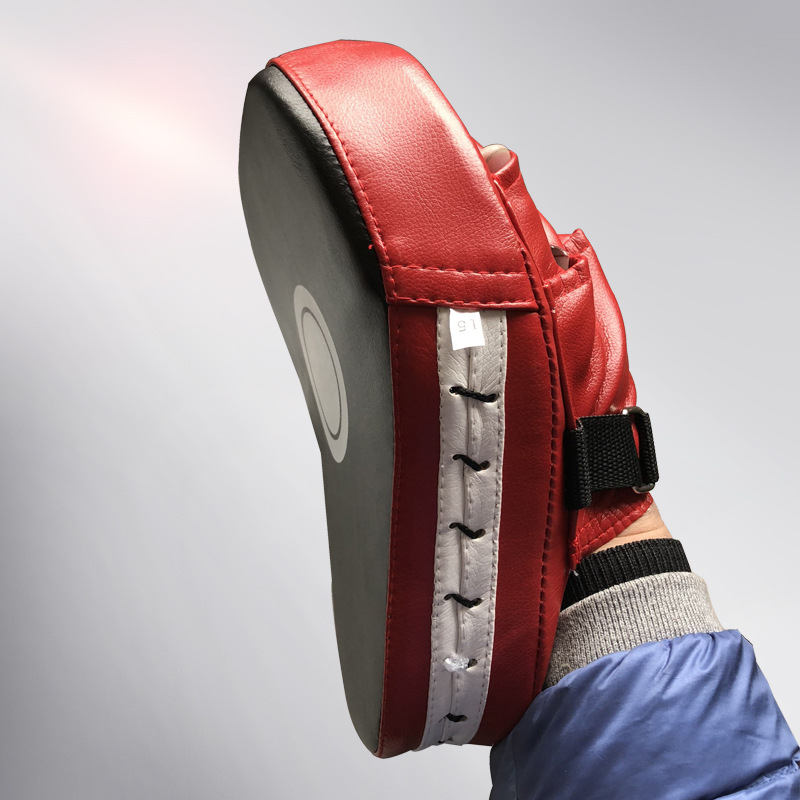 Picture of Boxing Arc Hand Target Fighting Sanda Hand-held Five-finger Target Muay Thai Boxing Target Taekwondo Training Boxing Round Heart Handle