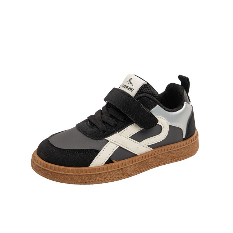 Picture of Children's board shoes new 2025 spring and autumn comfortable and breathable boys' and girls' moral training casual shoes, fashionable sneakers, children's shoes