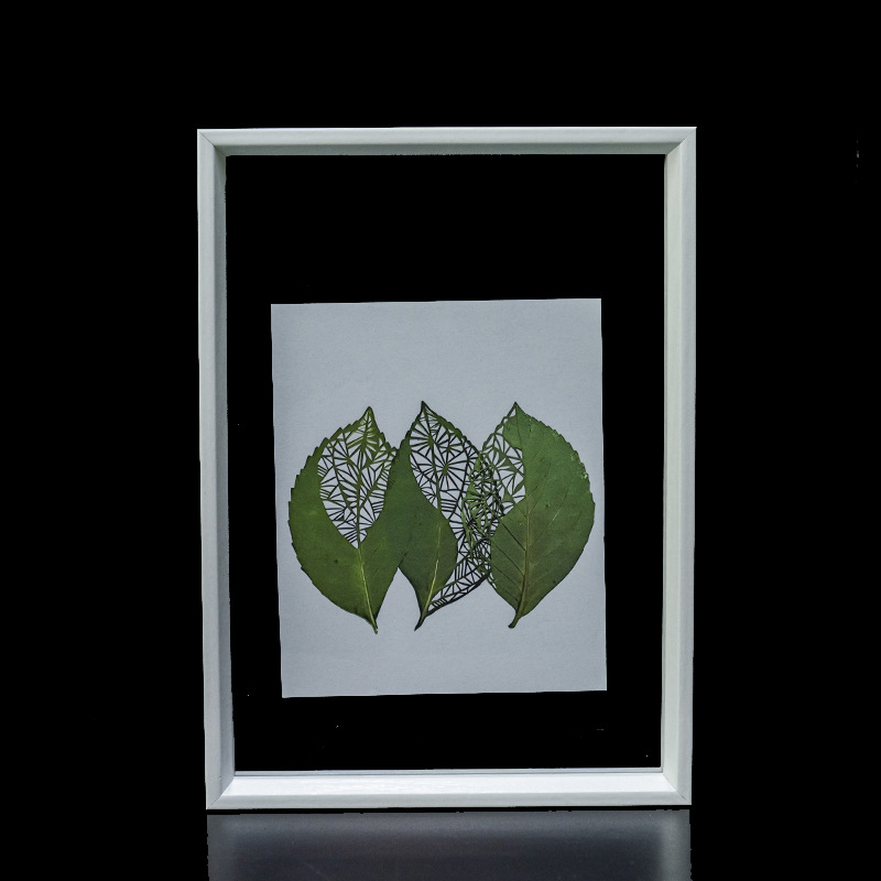 Picture of Leaf Photo Frame, Double-Sided Photo Frame with the Character for Happiness, Wedding Decoration, Leaf Carving Photo Frame, Chinese-Style Display Stand, Wedding Room Decoration, Double-Sided Photo Frame