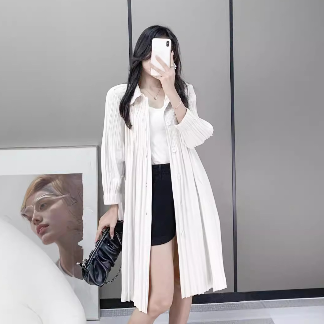 Picture of High-end Pleated Women's Jacket All-match 2024 Autumn and Winter New Elegant Casual Single-breasted Warm Long-sleeved Jacket