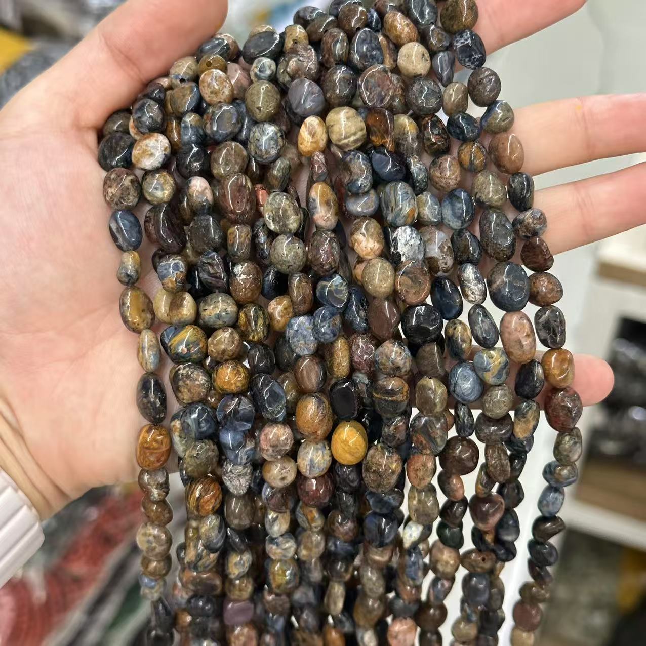 Picture of 8*10mm natural raw stone with loose beads semi-finished beads manufacturers spot wholesale jewelry accessories cross-border foreign trade