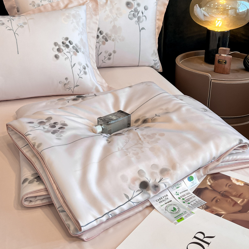 Picture of Class A 60S Tencel Summer Quilt Four-piece Lyocell Fiber Summer Quilt Machine Washable Air-conditioning Quilt Summer Thin Quilt