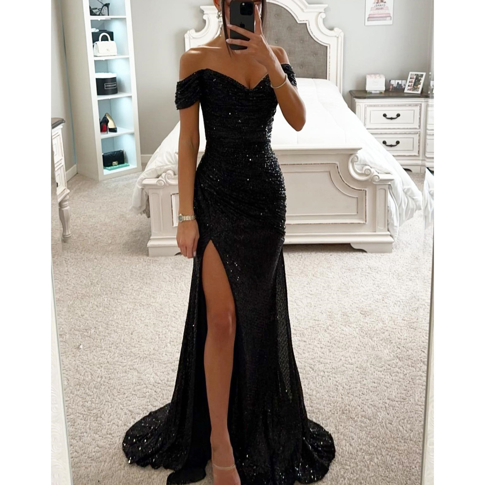 Picture of Cross-border Hot Selling Foreign Trade Women's Clothing Independent Station Polyester Sexy Fine Away Fork Ball Dress Sequin dress New Product