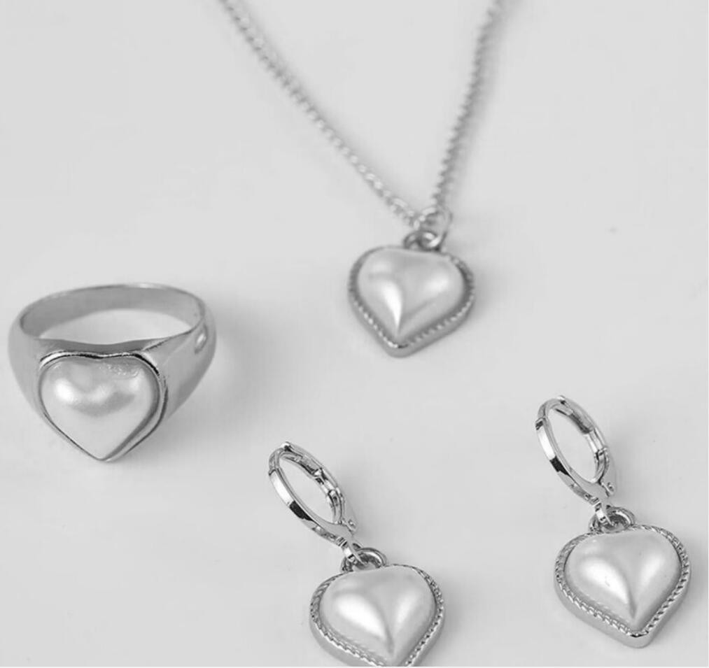 Picture of Cross-border European and American New Pendant Jewelry Necklace Temperament Design Sense Light Luxury Earrings Necklace Imitation Pearl Jewelry suit