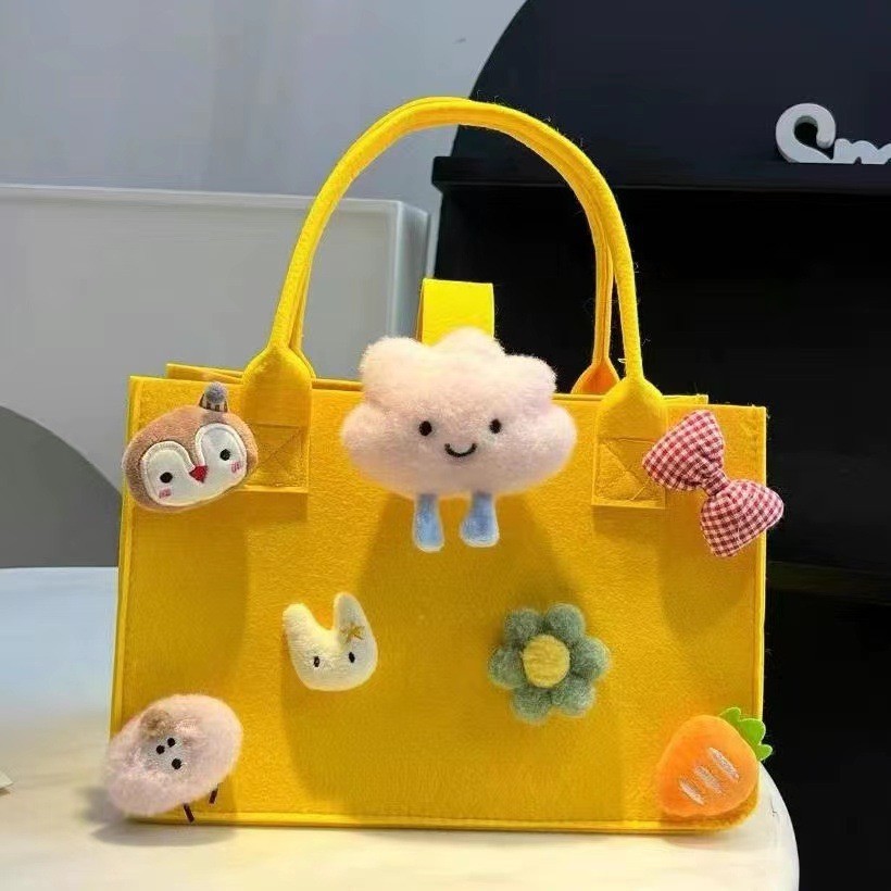 Picture of Handbag Tote Bag Mid-Autumn Festival Cartoon Felt Bag Souvenir Small Bag Baby Full Moon Banquet Bag Mid-Autumn Festival Souvenir