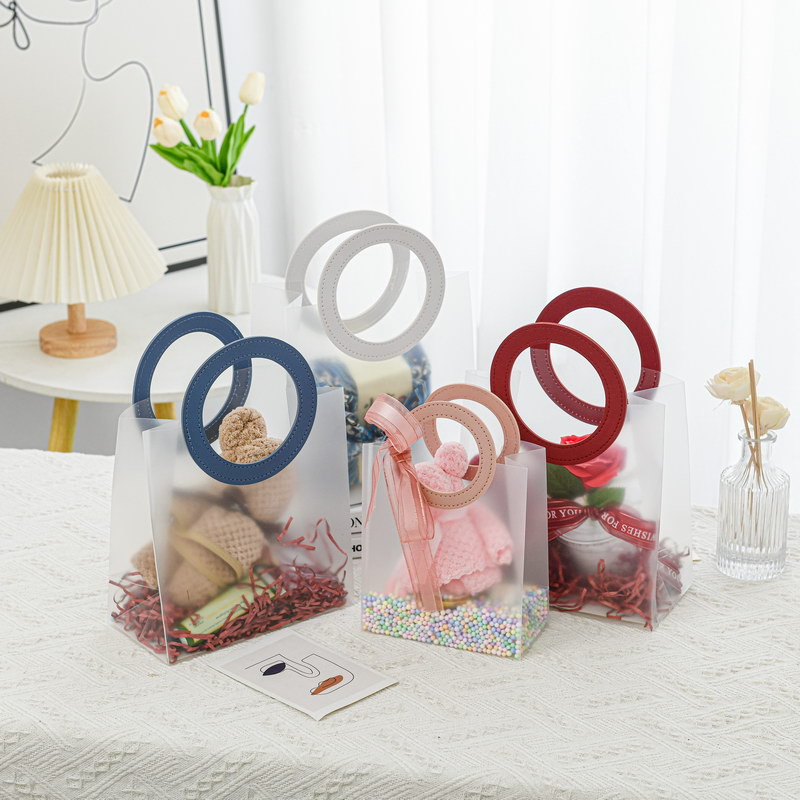 New Transparent pp Frosted Round Hand Gift Bag Holiday Gift Flower Doll Hand Gift Bag Wedding Hand Gift
