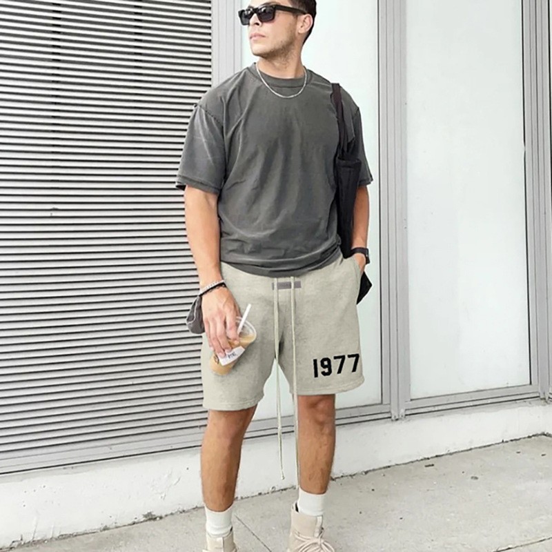 Picture of European and American GOD Shorts Men's High Street Trend Season 8 1977 Line 22S Retro Loose Sports Casual Shorts