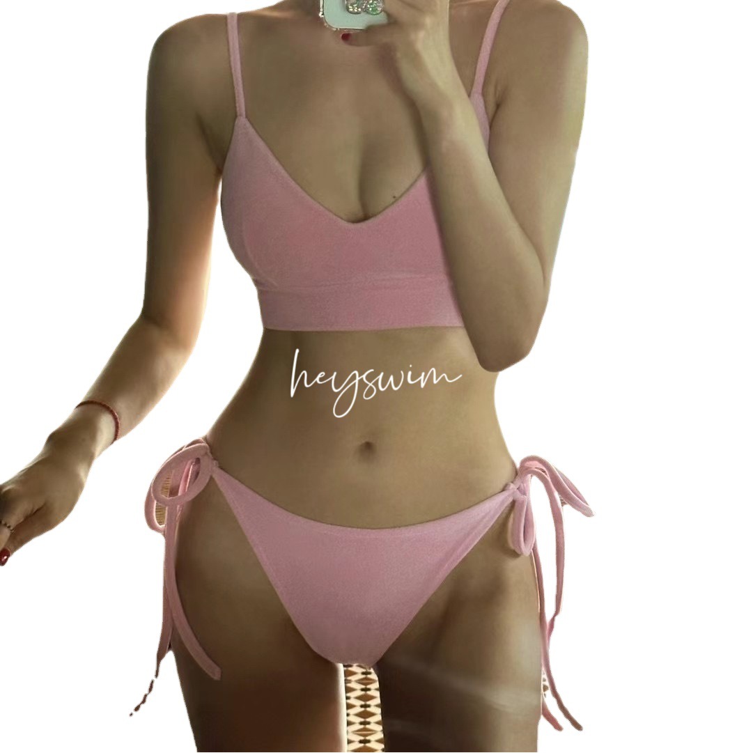 SOURCE Factory ins South Korea Dongdaemun same style new solid color triangle v-neck split swimsuit female sexy bikini