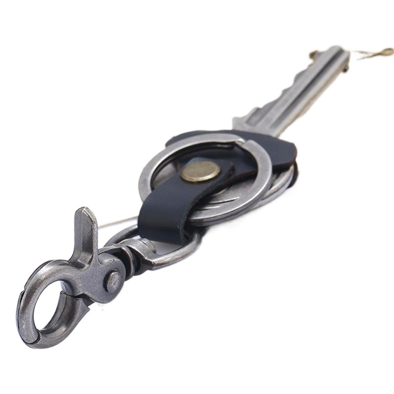 Cross-border supply men's key chain leather retro creative car key chain small gift punk leather key chain