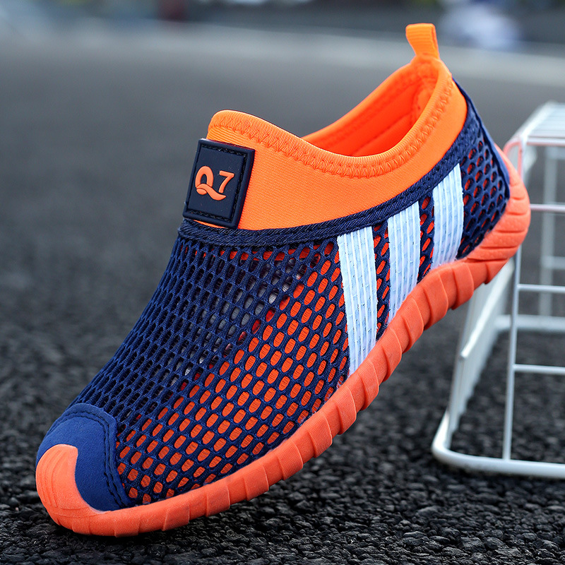 2024 new boys sneaker mesh breathable lightweight deodorant children's running shoes into primary and secondary school children's shoes