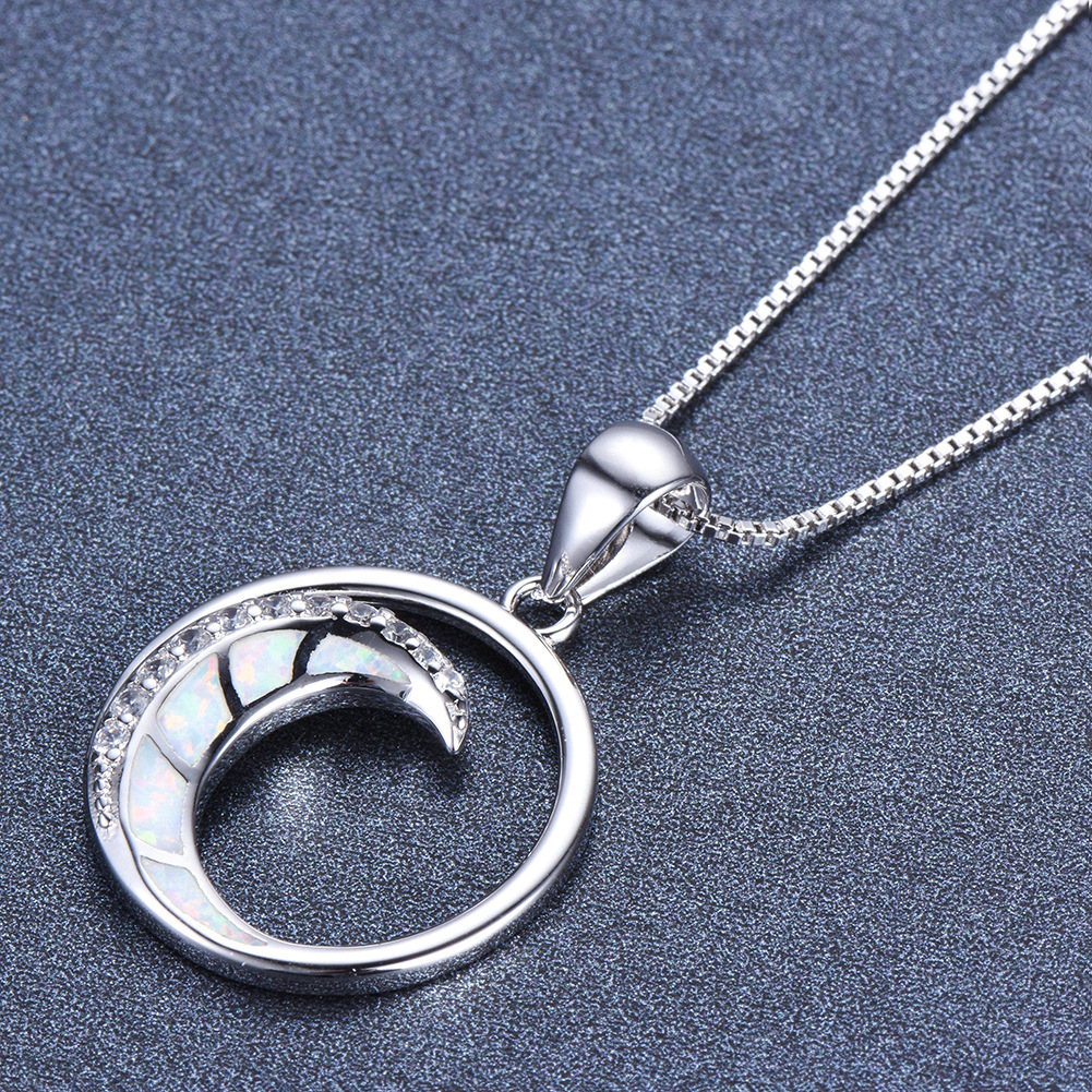 Picture of Cross-border Amazon inss925 Aobao White Diamond Moon-shaped Glossy Circle Pendant Necklace Simple Jewelry
