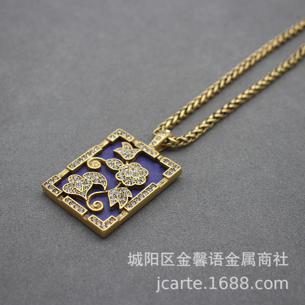 Picture of Western Jewelry Imitation Green Gold No Incident Card Necklace Earrings Simple Woolen Chain Napoleon II Middle Ancient suit