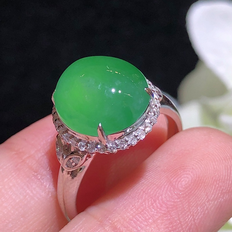 Picture of Factory wholesale 18k gold inlaid lake green egg ring jade jade women's ring with certificate
