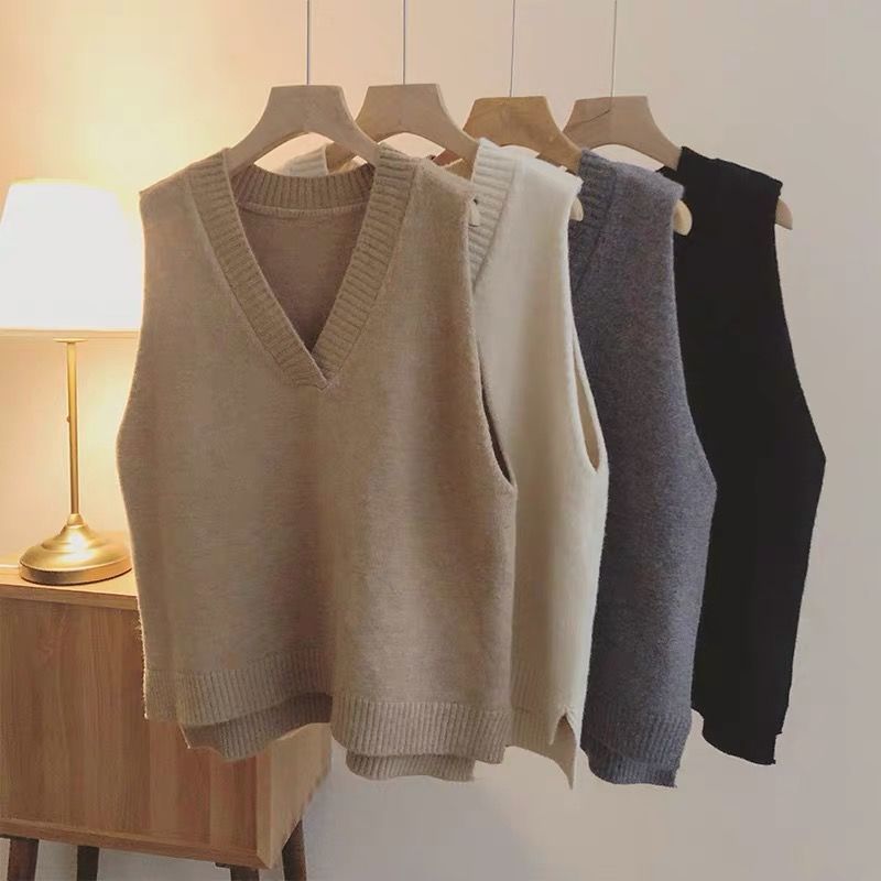 V-Neck Sweater Vest for Women, Korean Style Sleeveless Knitted Vest, Simple Preppy Style, Loose Outer Wear, Fashionable Vest