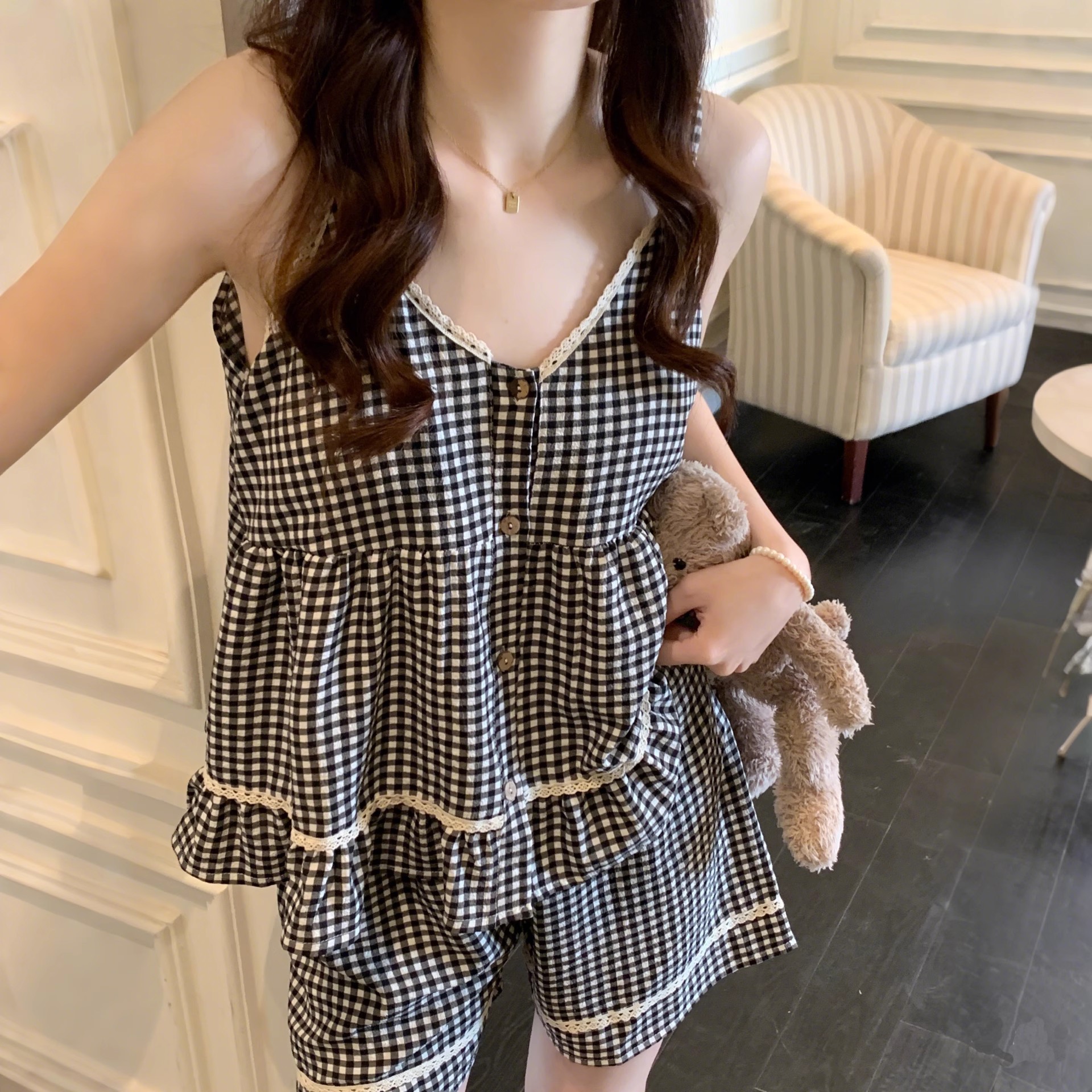 Wholesale Live Broadcast Hot-Selling Summer Plaid Camisole Shorts with Chest Pads, Cloud Cotton Pajamas for Women, Lace Girl's Set