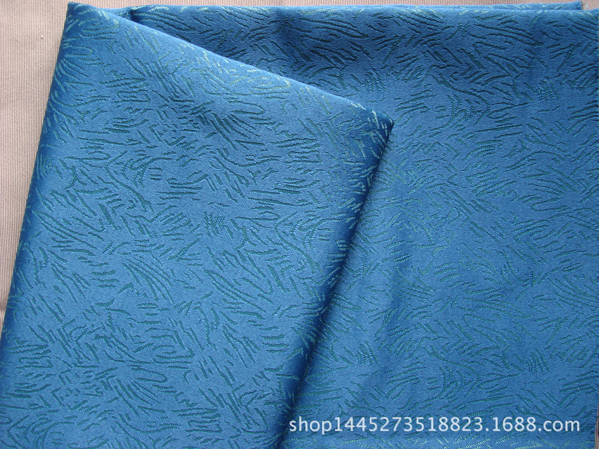 Picture of Yarn-dyed jacquard car train seat cover fabric polyester exquisite jacquard cushion fabric matron decorative fabric