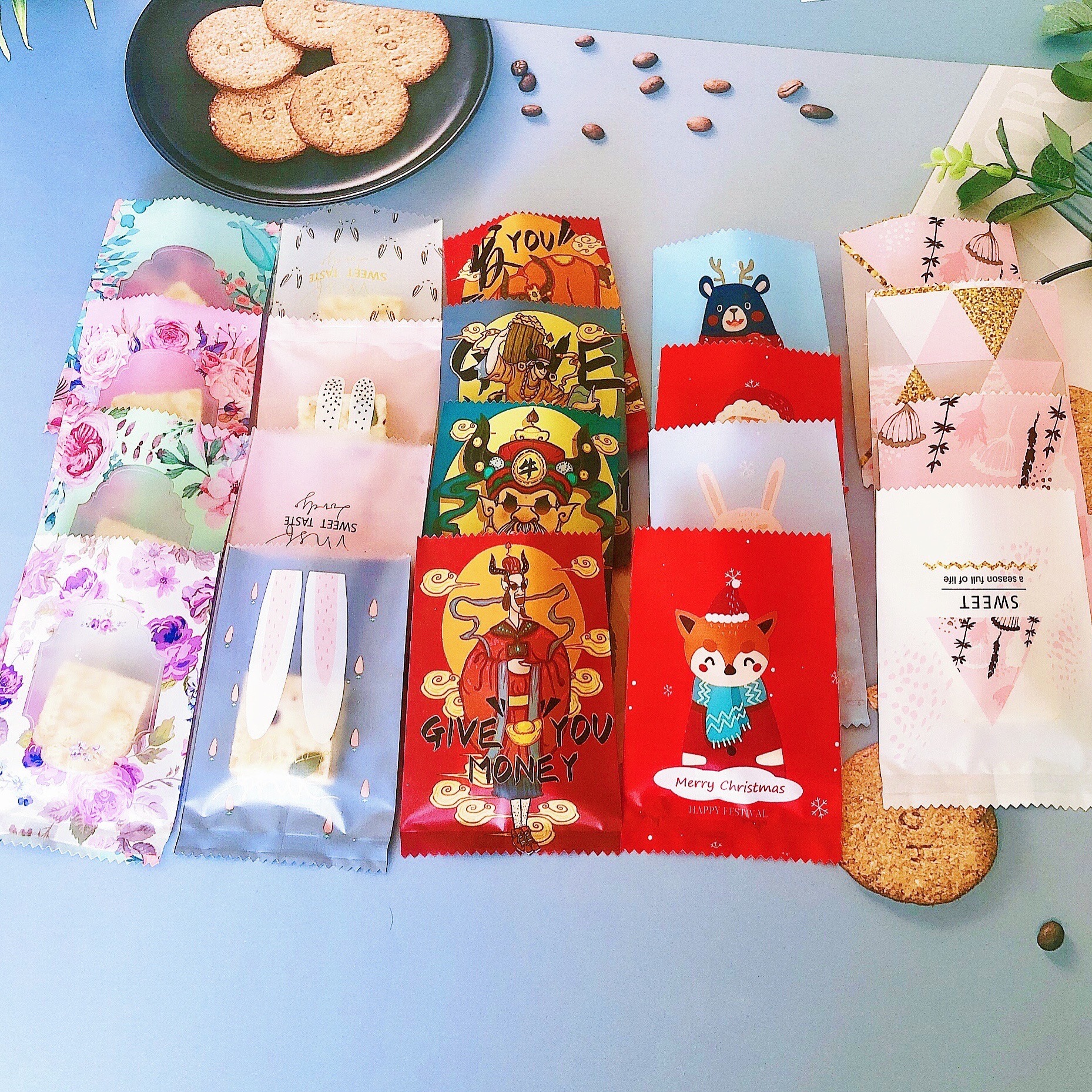 Source Manufacturer's New Milk Date Snowflake Crisp Packaging Bags, Nougat Biscuit Bags, Candy Bags, Crisp Bags, Machine-Sealed Packaging Bags for Portioning