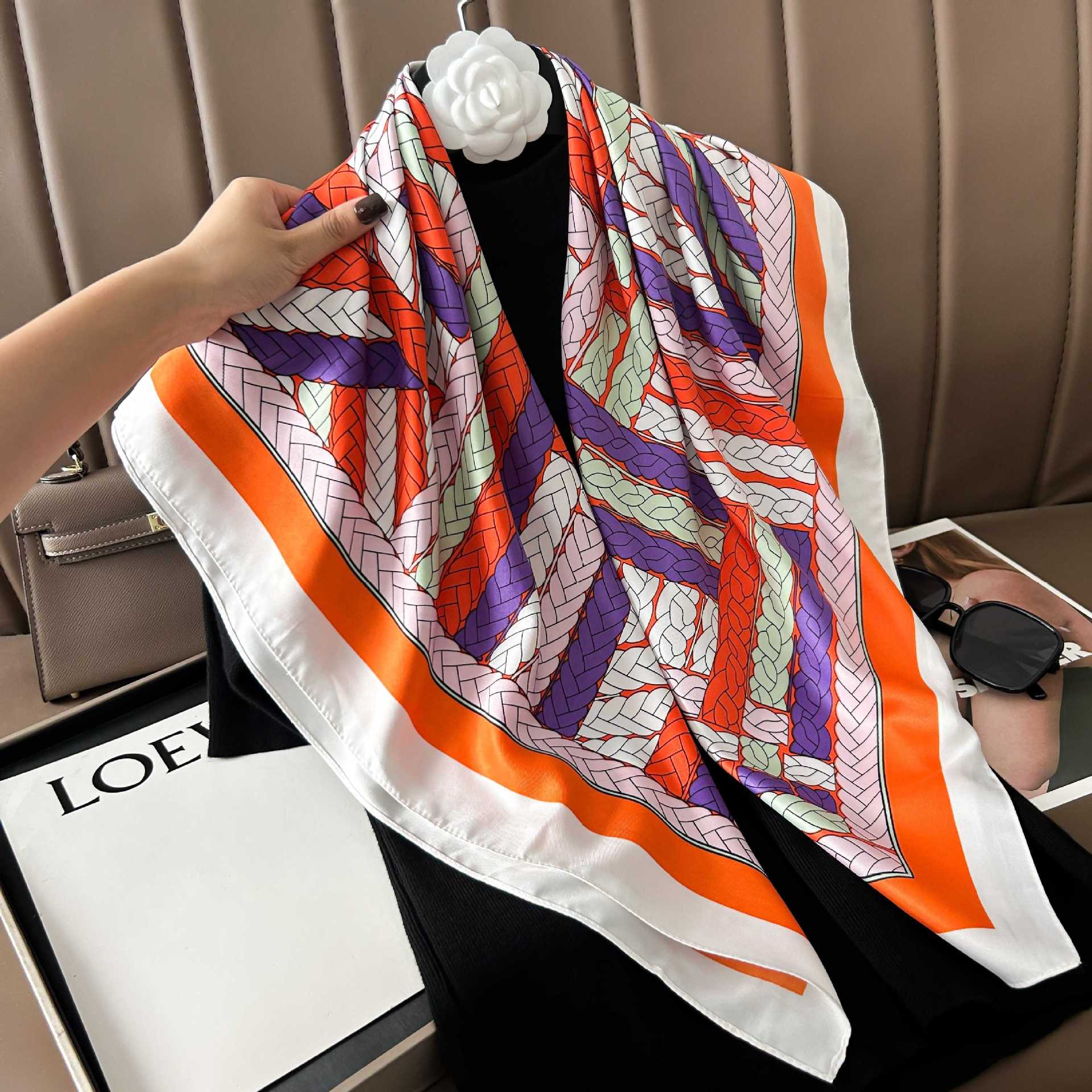Picture of New 90cm Large Square Silk Elegant High-grade Decorative Shawl Women's Silk Scarf Fashion All-match Professional Scarf