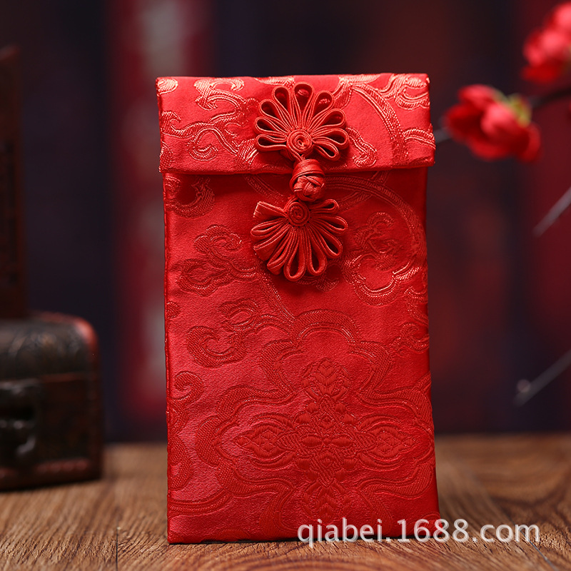 Picture of Creative buckle red envelope fabric brocade printing Li is a wedding change bag Chinese wedding festive supplies wholesale