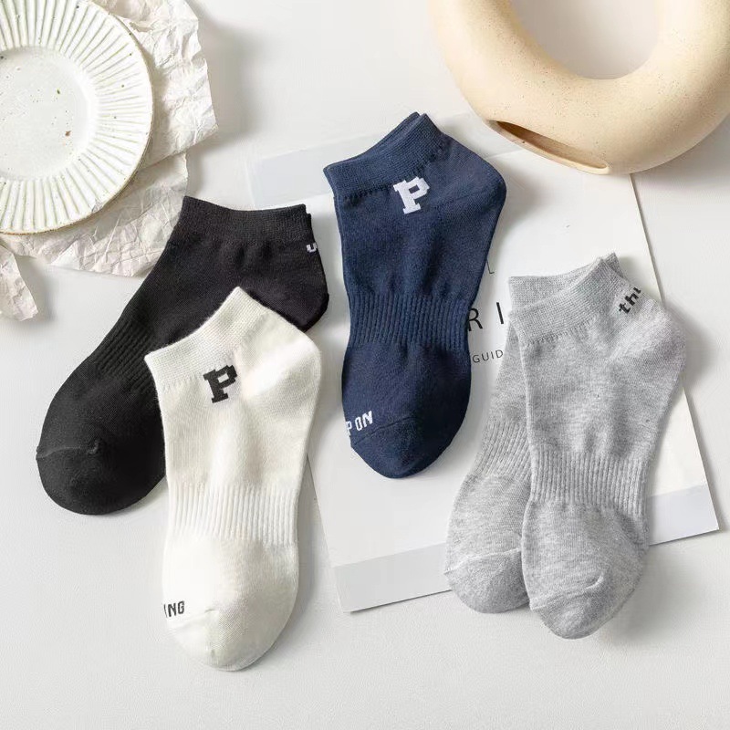 Women's Korean-style socks ins trendy street Big P black and white letters college style sports cotton socks low-top low-cut low-cut boat Socks