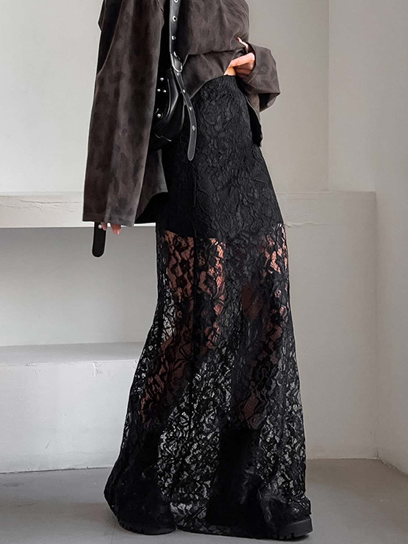 European and American Retro Versatile Black Slit Lace Sexy Ankle Skirt Summer Fashion Mid-Waist Commuter Skirt for Women