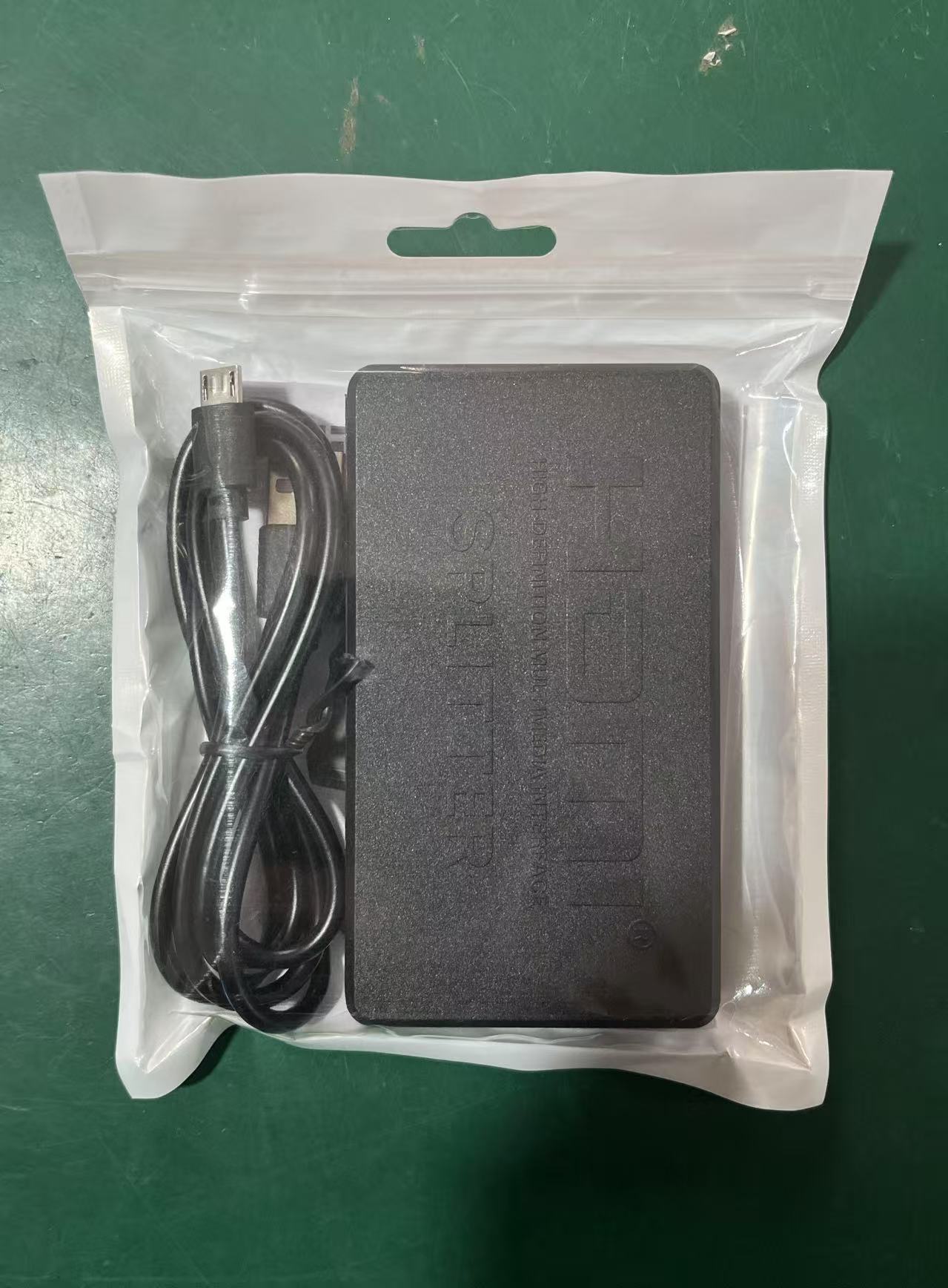 Picture of Factory wholesale hdmi splitter one-to-two HDMI one-in-two-out divider HD video co-screen 4K
