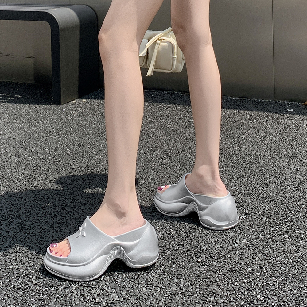 Thick-Soled Slippers for Women European and American Ins Trbottomy Eva Influencer Picks Metallic Silver High-Heeled One-Line Sandals