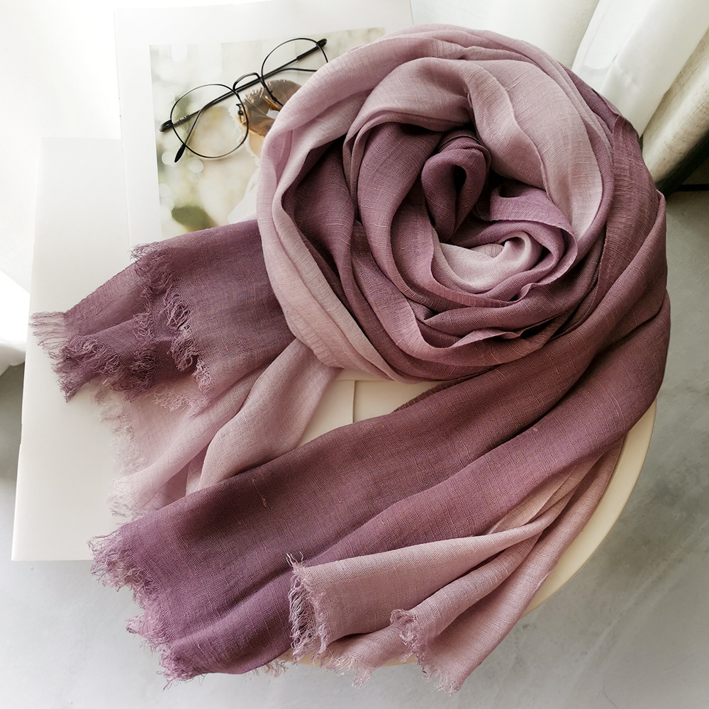 Picture of Foreign Trade Cotton Linen Scarf Scarf Women's Autumn and Winter Gradient Color-matching Japanese and Korean Lady Mori Girl Style Slub Yarn Shawl