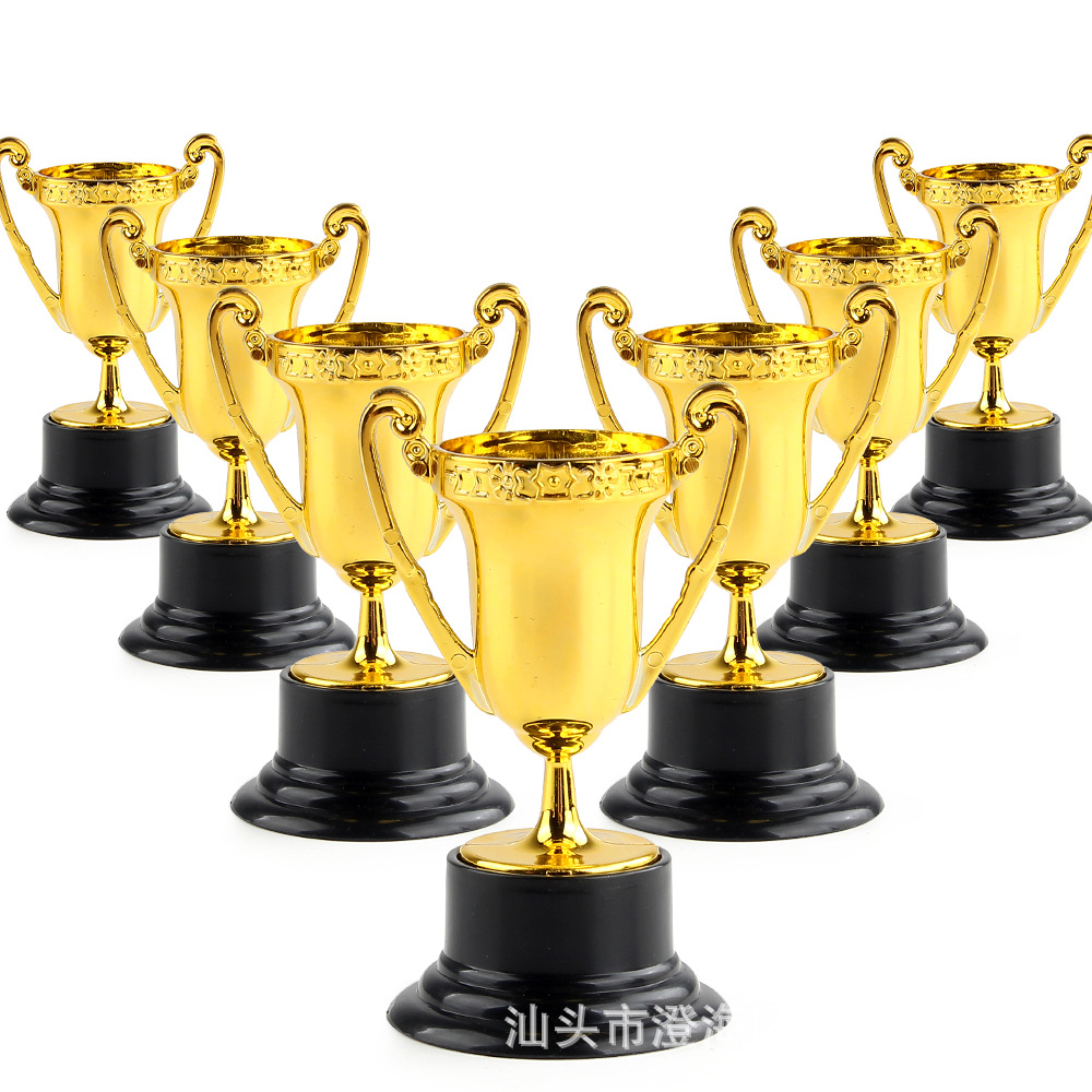 Plastic Trophy Toy Gold Silver Copper Honor Trophy Games Award Props Party Gift Toy Decoration