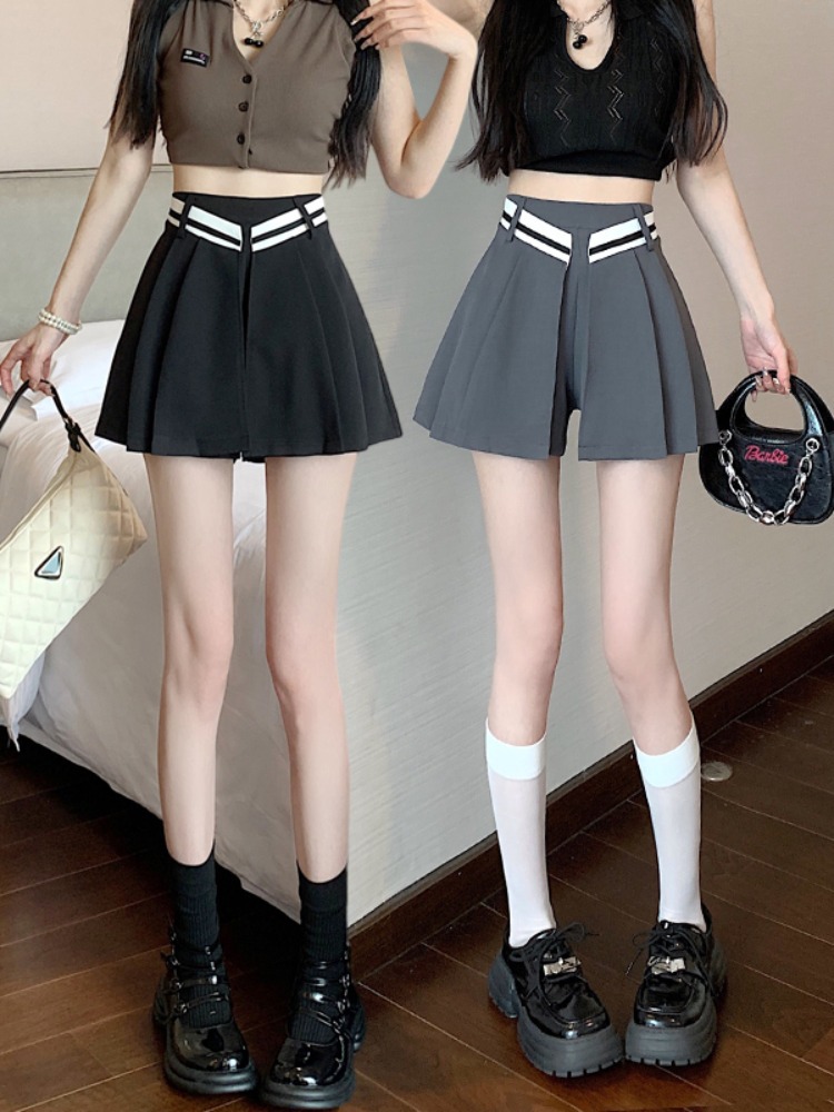 Pleated Casual Shorts Women's Autumn 2023 New Striped V Waist Slimming Fashion Design Sense Student Suit Wide Leg Pants