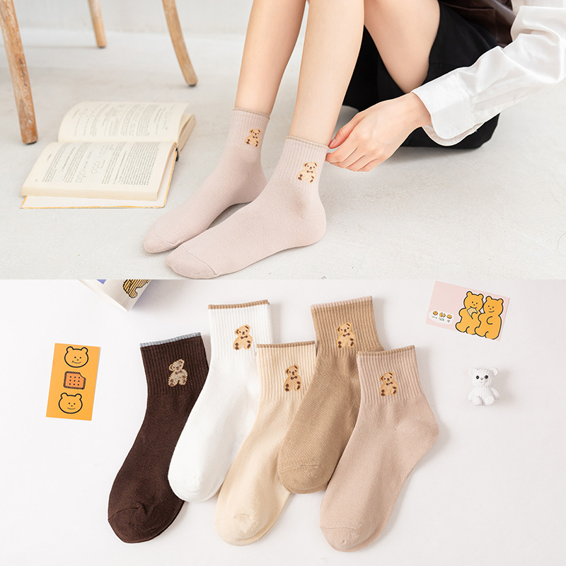 Bear socks women's Japanese cute mid-tube bedroom super autumn stockings bear head cotton socks spring and summer pile socks wholesale