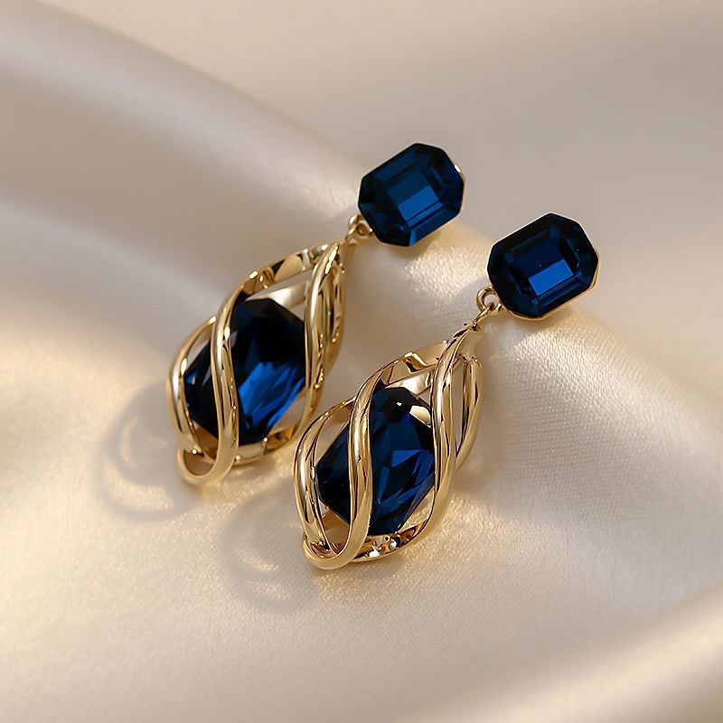 High-grade blue zircon earrings women's 2023 new fashion temperament fashion metal spiral earrings earrings