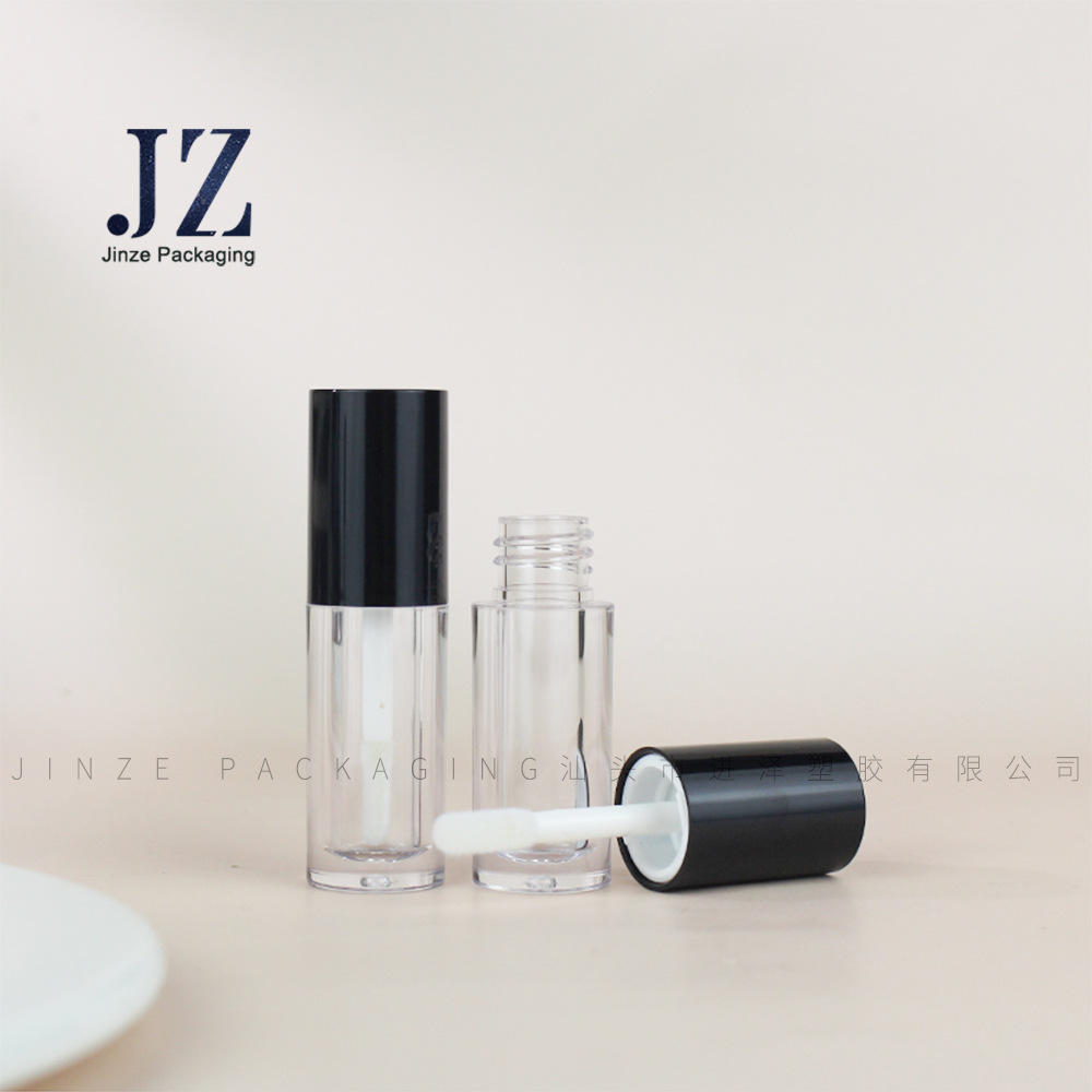 The top of the round tube cover contains 2ml of liquid eye shadow empty tube packing material with anti-spray lip glaze tube.