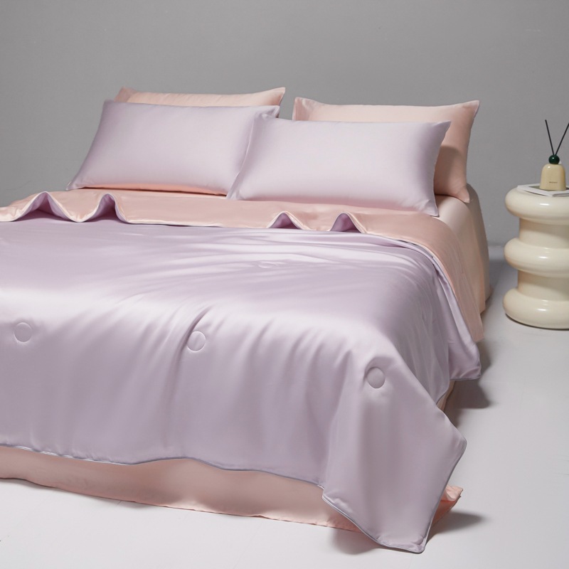 Picture of Class A cool feeling ice silk air conditioning quilt summer cool quilt four-piece summer single silk summer thin quilt machine washable