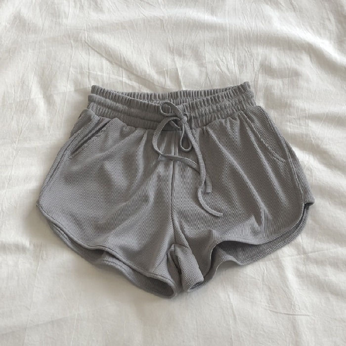 Picture of Ice Silk Threaded Shorts Women's Summer Korean-style Loose Tight Waist Wide Leg Pants Elastic Sports Pants Slim-fit Hot Pants Women's Clothing