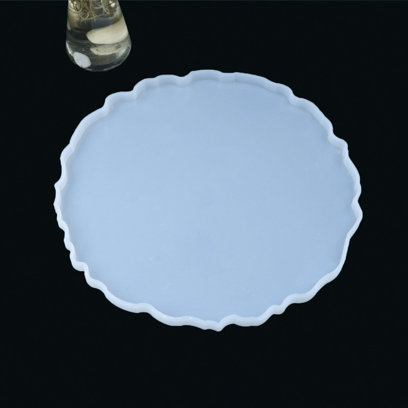 Picture of Deyi Yangyang DIY Crystal Glue Silicone Mold Large Round Tray to Make Mirror Silicone Table