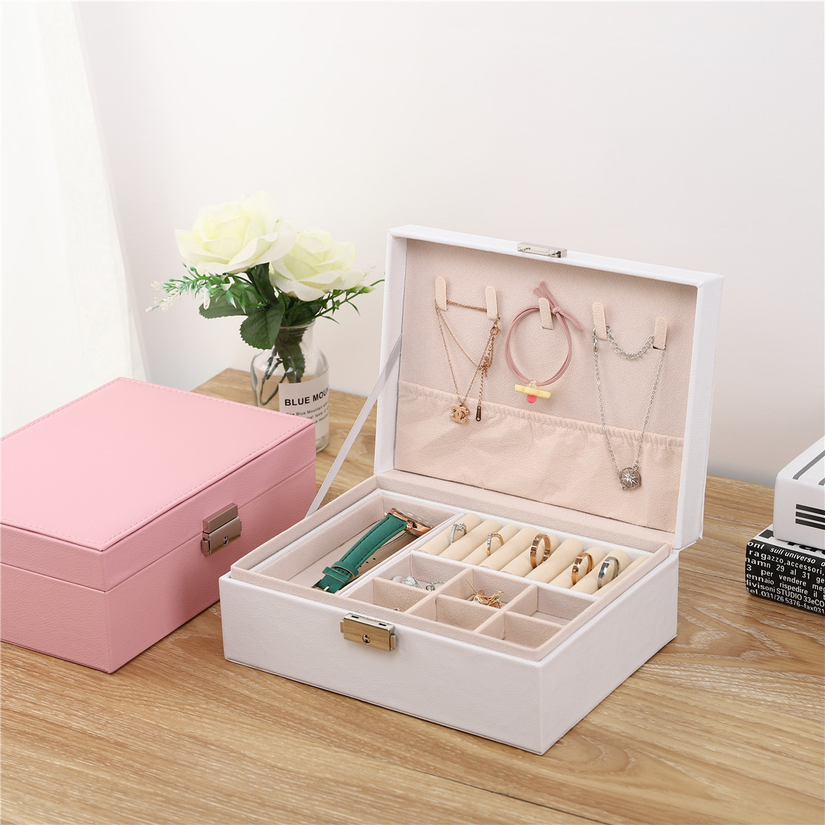 Picture of New simple double-layer large-capacity jewelry storage box with lock wooden PU leather jewelry earrings jewelry box wholesale