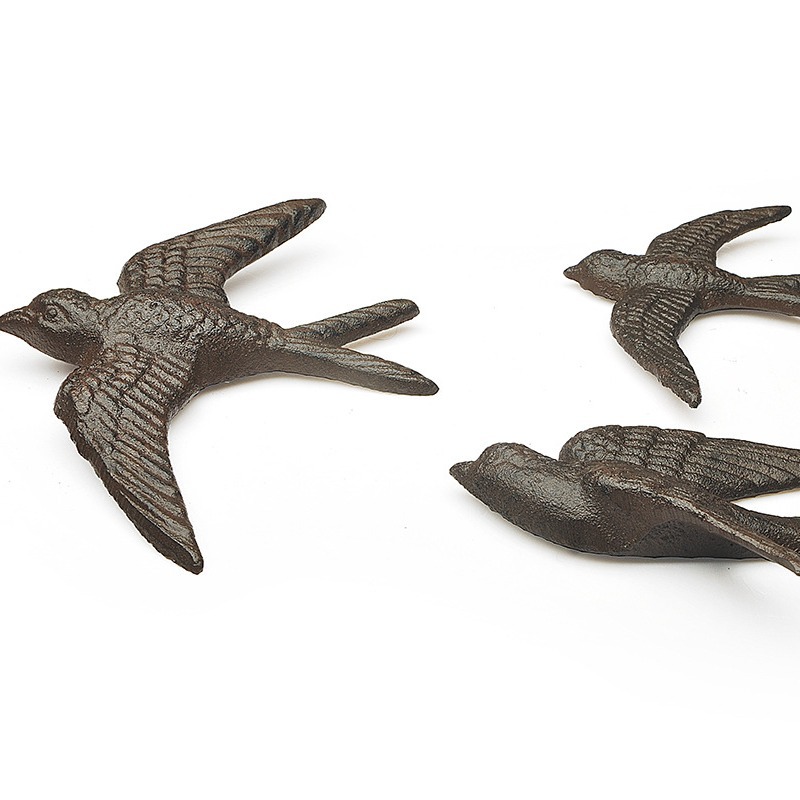 Picture of Cast Iron Flying Swallow Creative Retro Wall Decorations Swallow Personality Home Decorations Hallway Courtyard Garden Courtyard Crafts