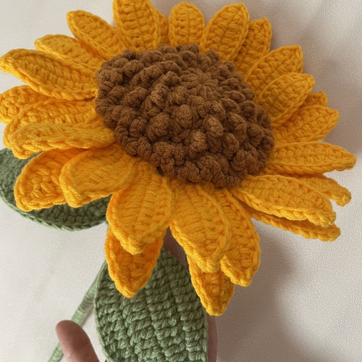 Extra Large Sunflower Crochet Wins the First Prize in One Fell Swoop DIY Finished Hand-Held Flower Teacher's Day Wedding Gift Teacher's Day Graduation