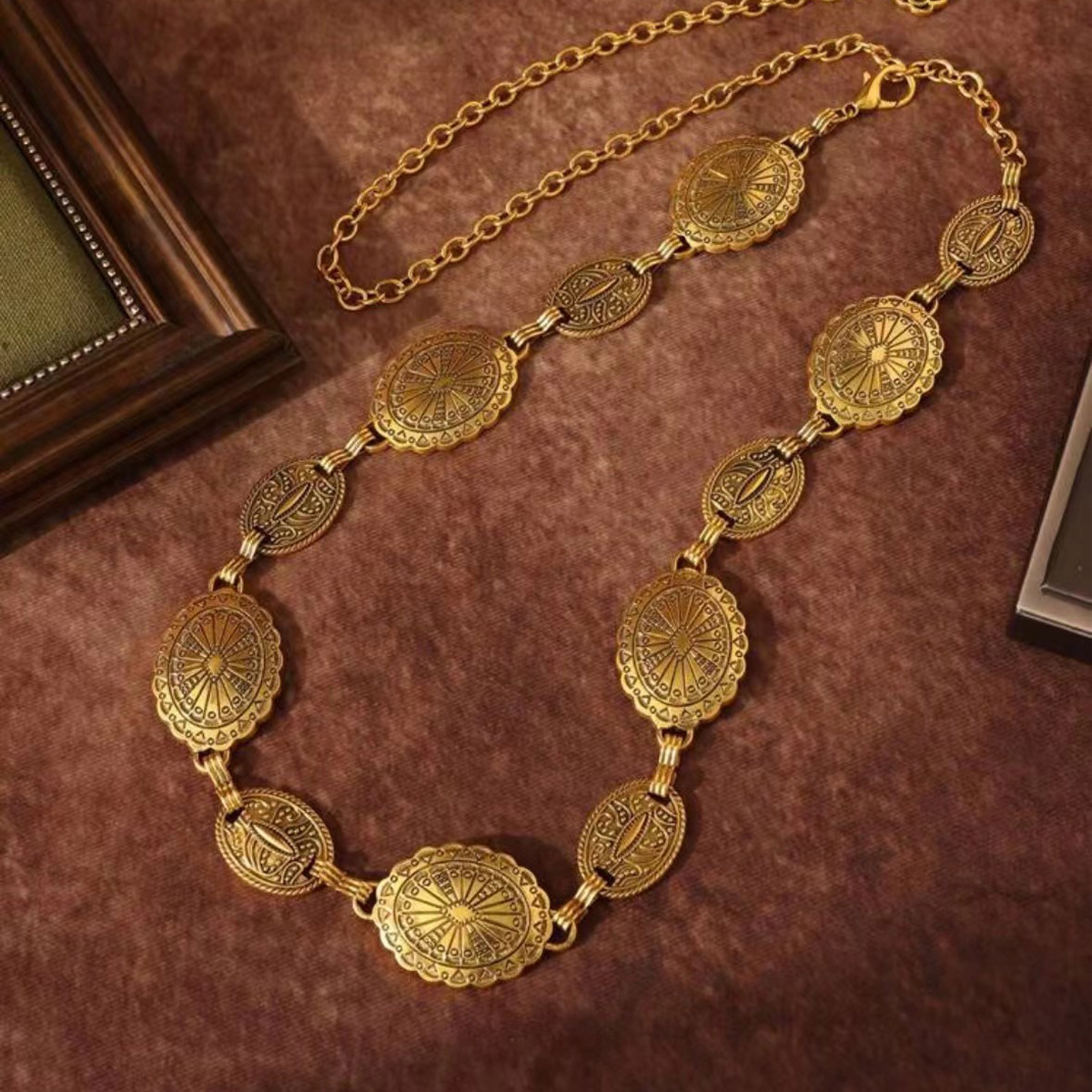 Cross-border Explosions Retro Sago Asian Style Waist Chain High Fashion Metal Chain Belt Waist Chain Ethnic Style Decoration