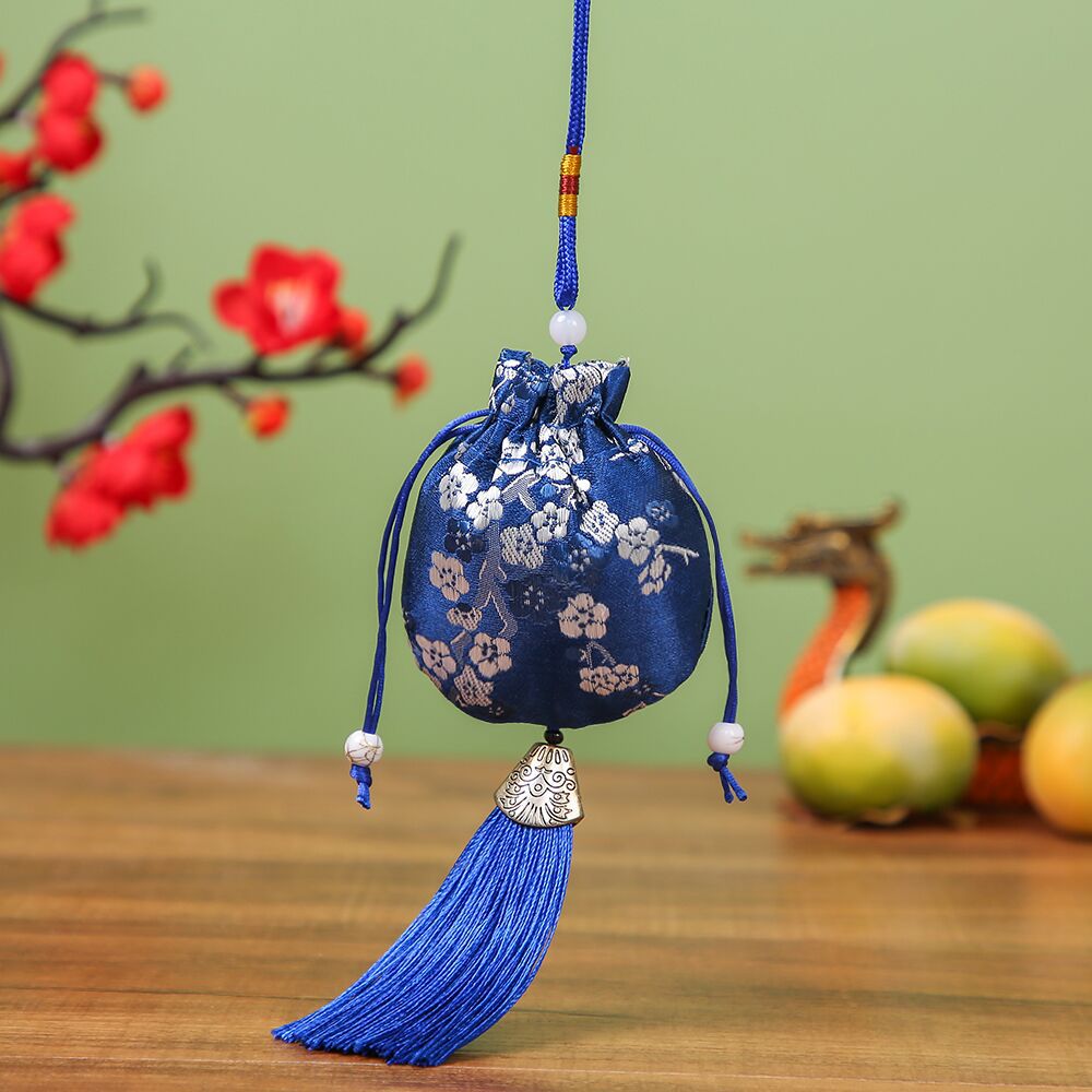Picture of Dragon Boat Festival Sachet Sachet Empty Bag Mosquito Repellent Portable Children's Wear Plum Blossom Pendant New Chinese Round Small Dragon Pattern Sachet