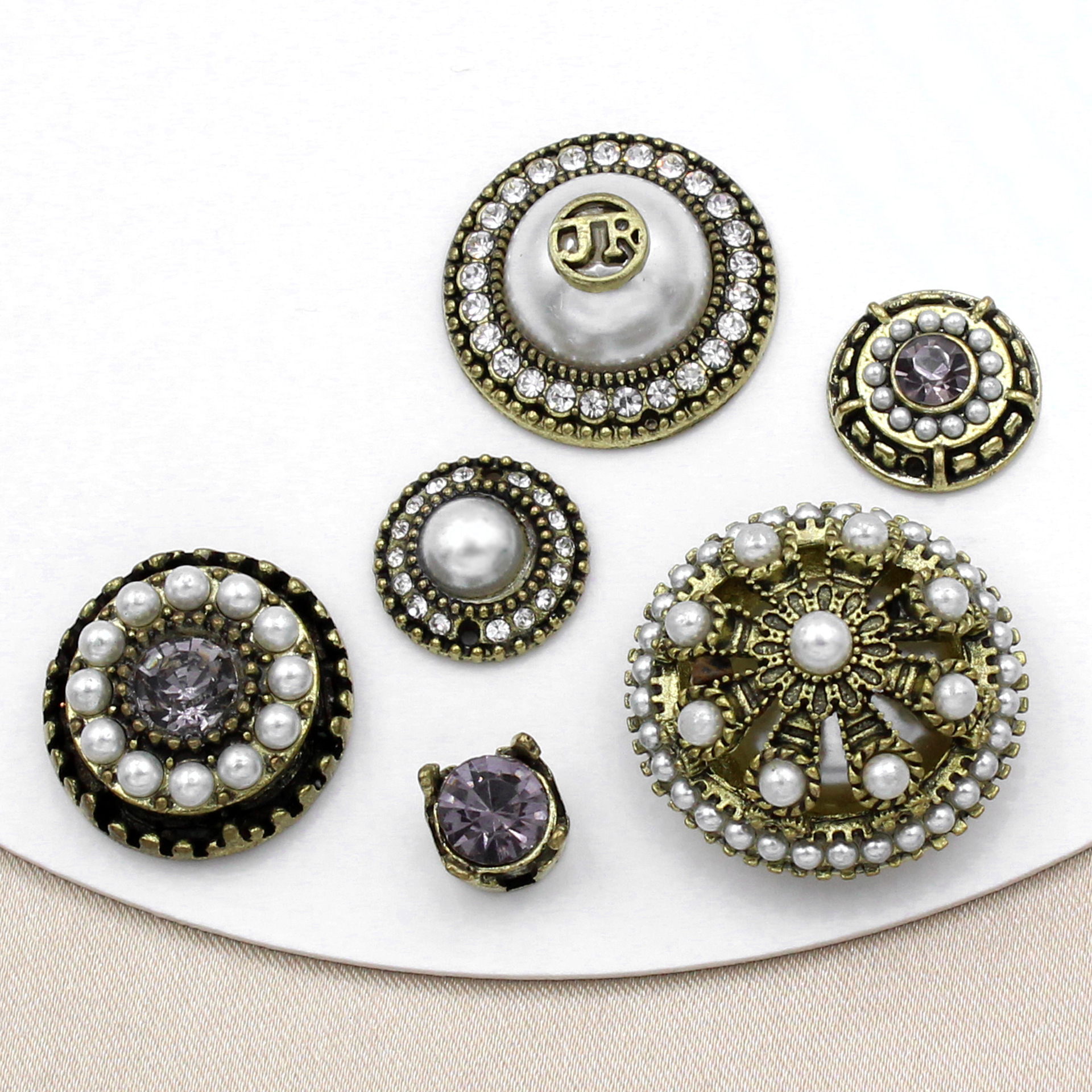 New Fragrant Style Quarterly Hot Alloy Bottom Round Pearl Diamond Button Coat Pants Clothing Accessories