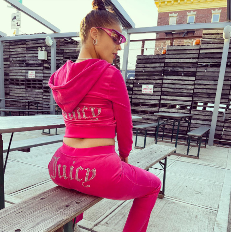 Picture of Factory Ready Stock! 2025 European and American New Aliexpress Women's Korean Velvet Sweatshirt Two-Piece Set for Women in Stock 96837