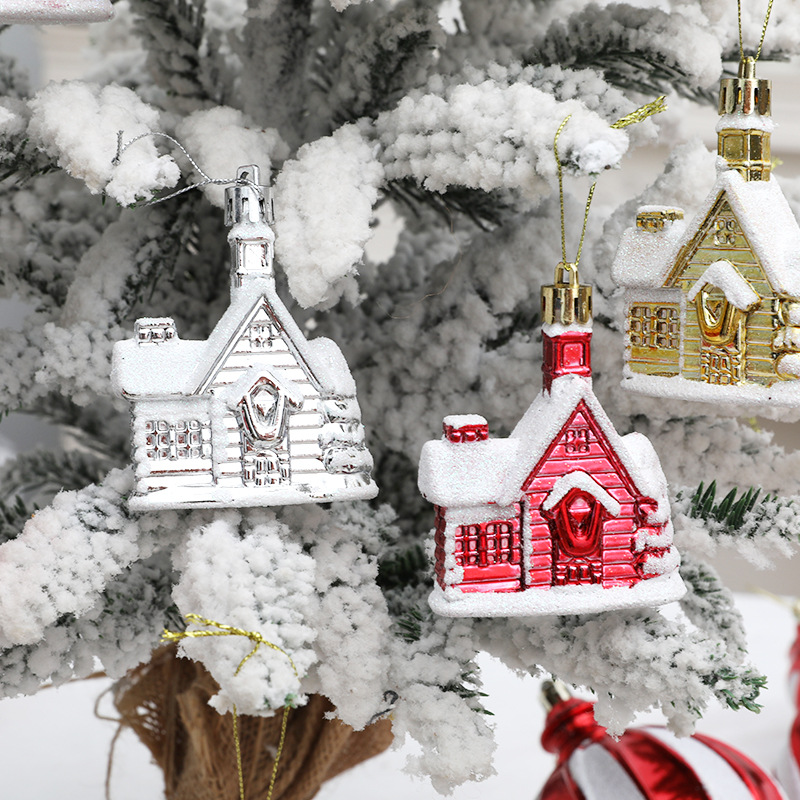 Cross-border Amazon wholesale supply Christmas decoration Small House Christmas tree pendant electroplating painted plastic snow room