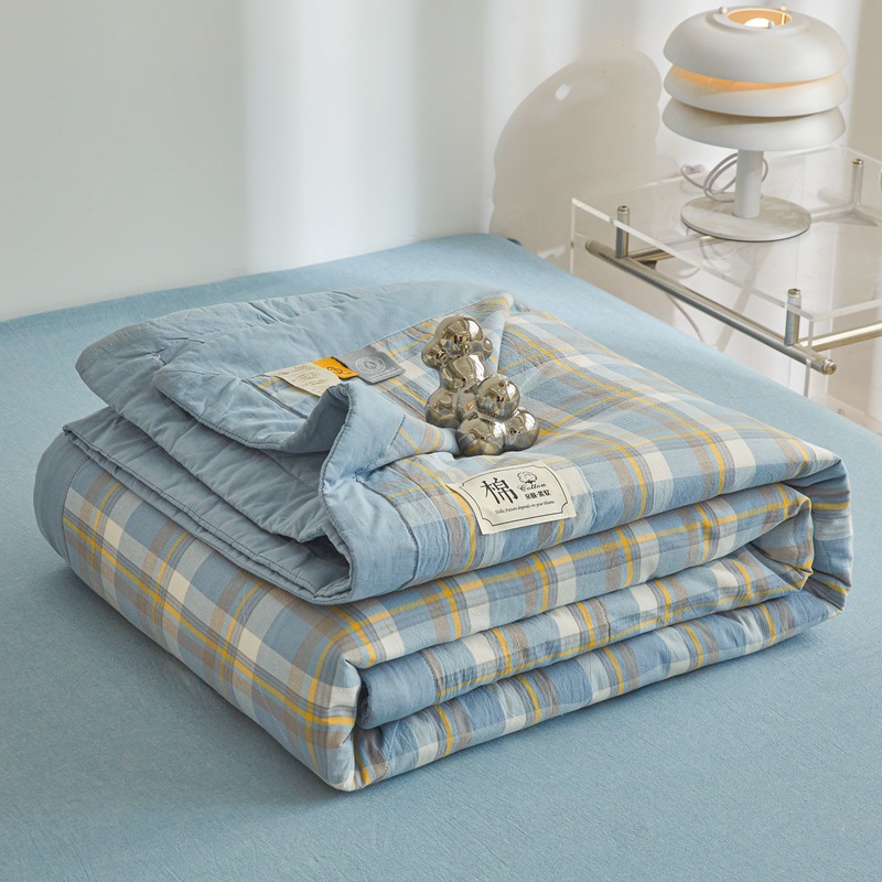 Picture of Class A unprinted wind water washed cotton summer quilt solid color Xinjiang cotton air conditioning quilt machine washable summer cool quilt thin quilt gift