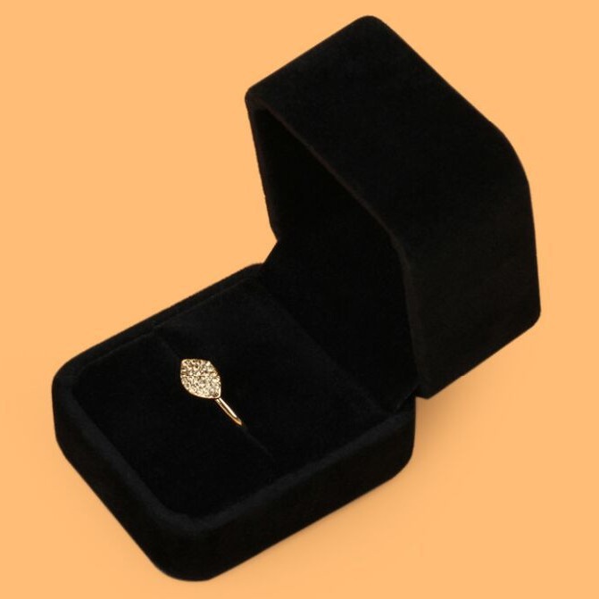 Jewelry cross-border best selling square ring box flannel cloth Italian velvet jewelry box a generation of hair