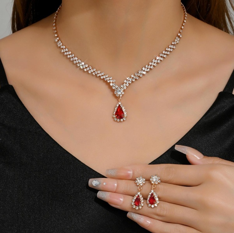 Picture of Bridal Jewelry suit Bracelet Cross-border Explosions Necklace Earrings Wedding Women Evening Dress Accessories Two-piece Set