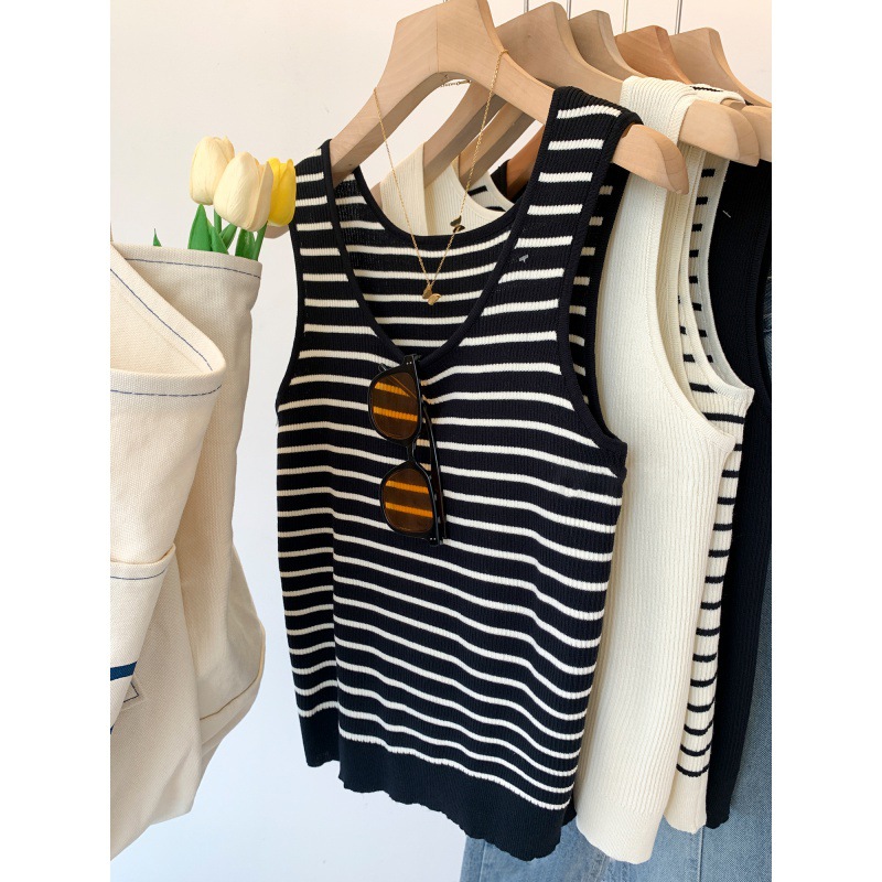 Picture of Striped Knitted Bottoming Camisole Women's Inner Wear 2025 Summer New Style Belly-Covering Slimming Look Top Summer