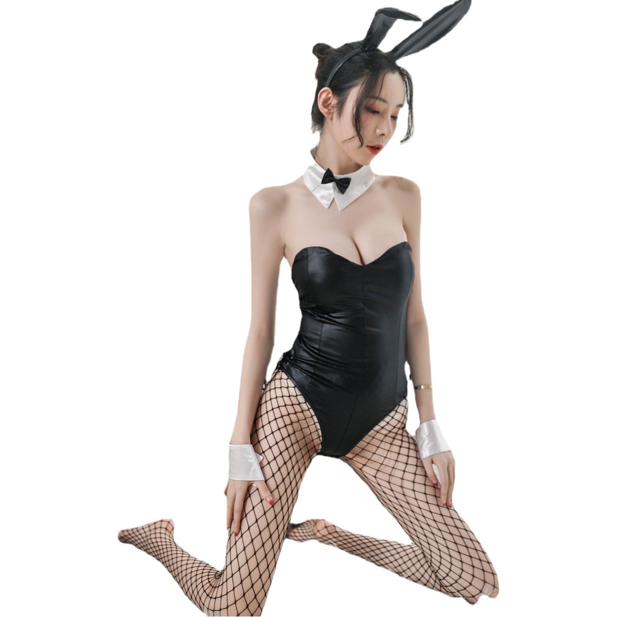 Women's Cute Patent Leather Uniform Tempting Sexy Bunny-Free suit Role Playing