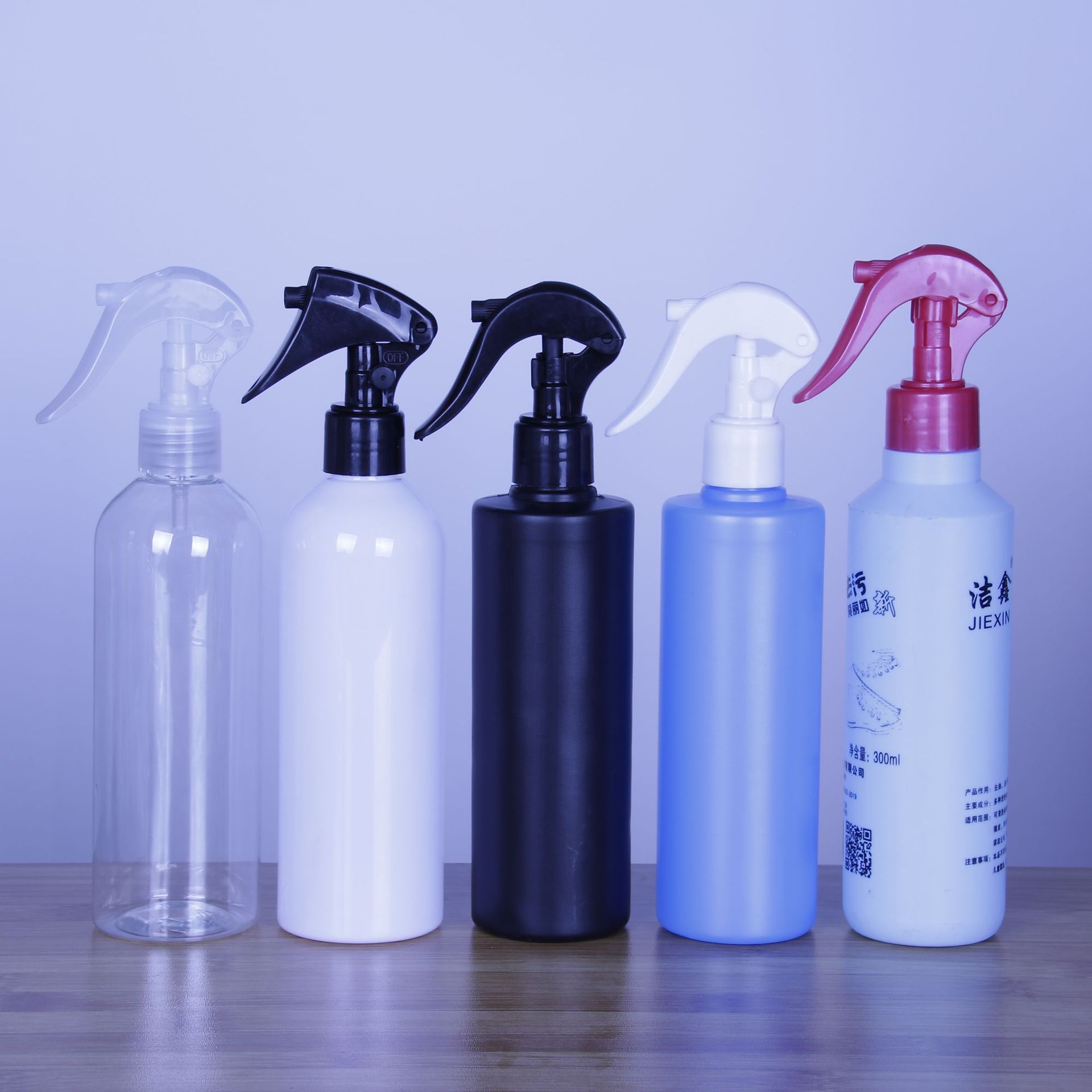 In stock 300ml disinfectant mouse spray bottle pet watering flower hand buckle spray bottle cleaner watering can